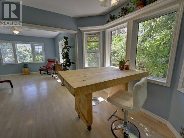 6476 Kootenay Street, Oliver, British Columbia  V0H 1T5 - Photo 6 - 10337137