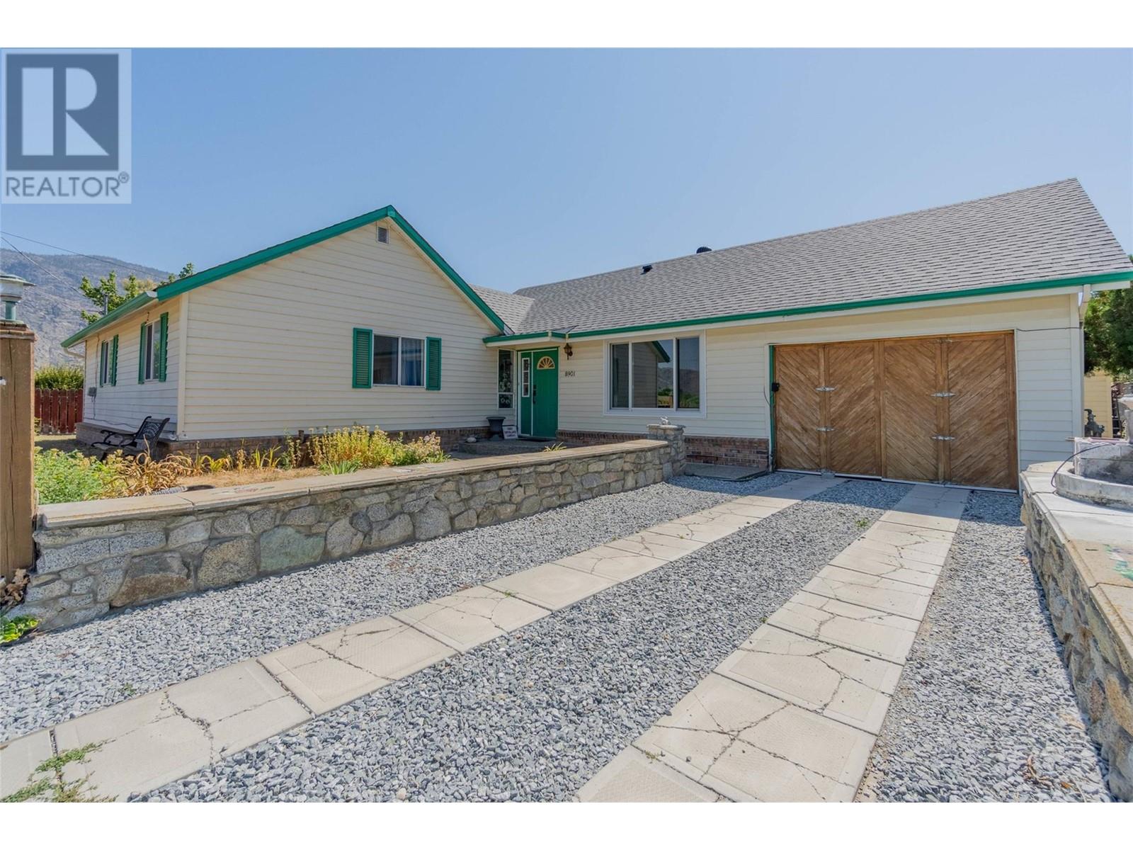 8901 92nd Avenue, Osoyoos, British Columbia  V0H 1V2 - Photo 2 - 10337805