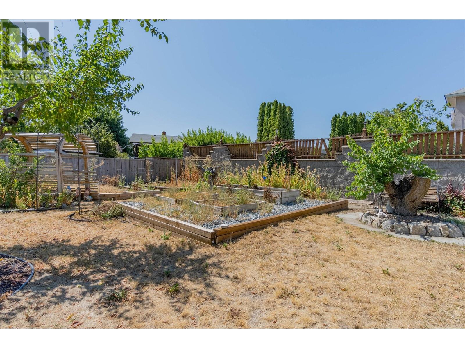 8901 92nd Avenue, Osoyoos, British Columbia  V0H 1V2 - Photo 27 - 10337805