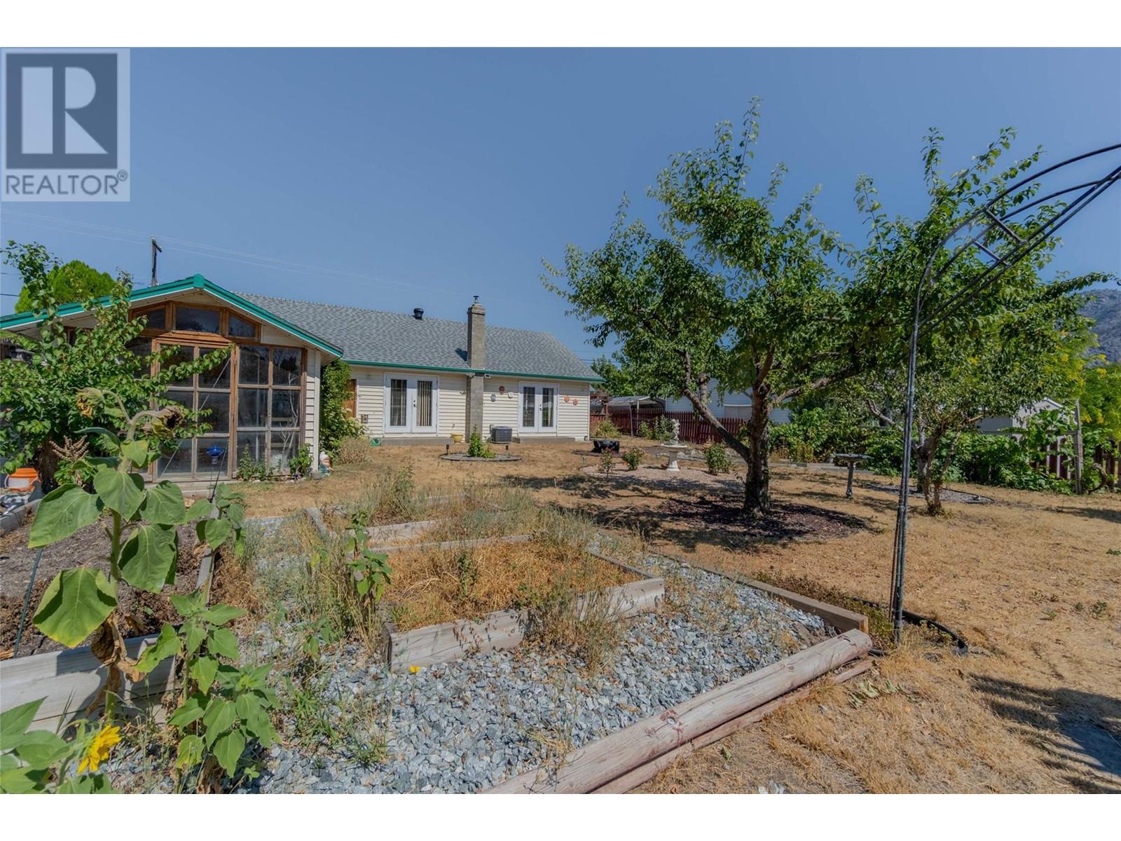 8901 92nd Avenue, Osoyoos, British Columbia  V0H 1V2 - Photo 31 - 10337805