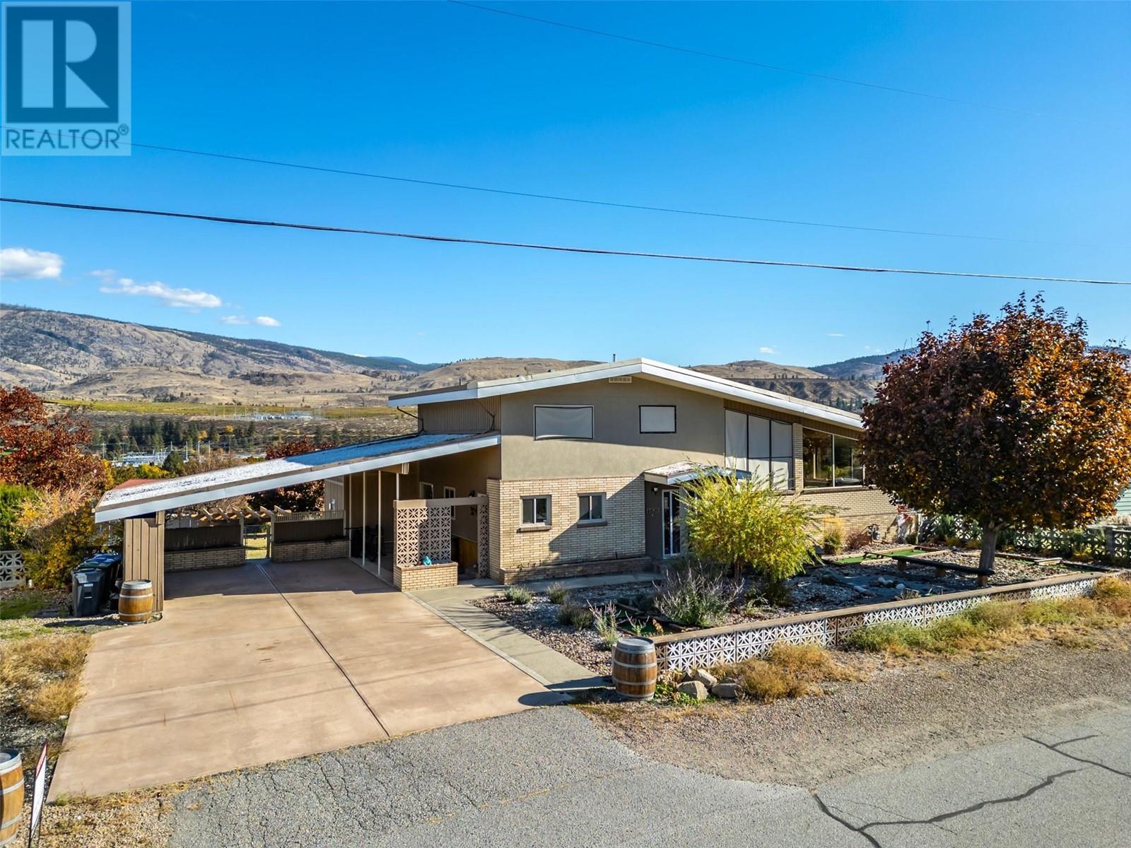 6521 Bellevue Drive, Oliver, British Columbia  V0H 1T4 - Photo 3 - 10337880