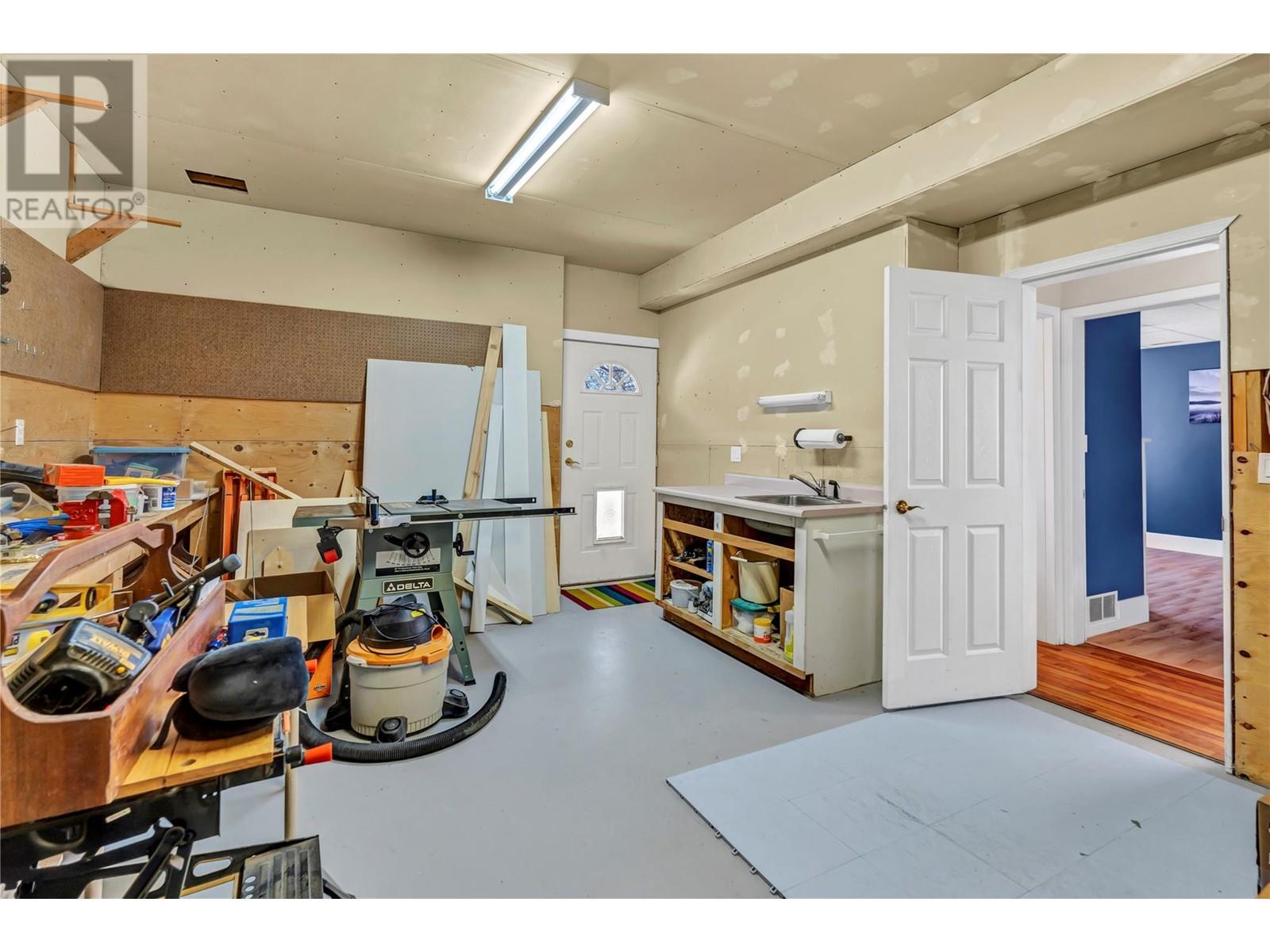 5728 Clark Street, Summerland, British Columbia  V0H 1Z4 - Photo 43 - 10337825