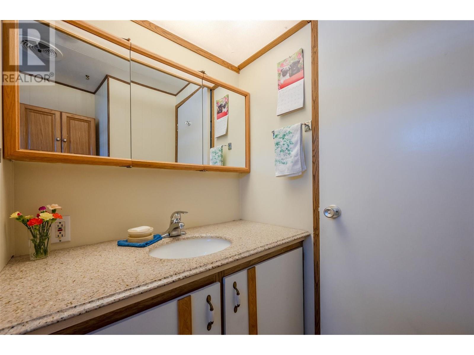 2773 South Main Street Unit# 26, Penticton, British Columbia  V2A 5J5 - Photo 22 - 10337971