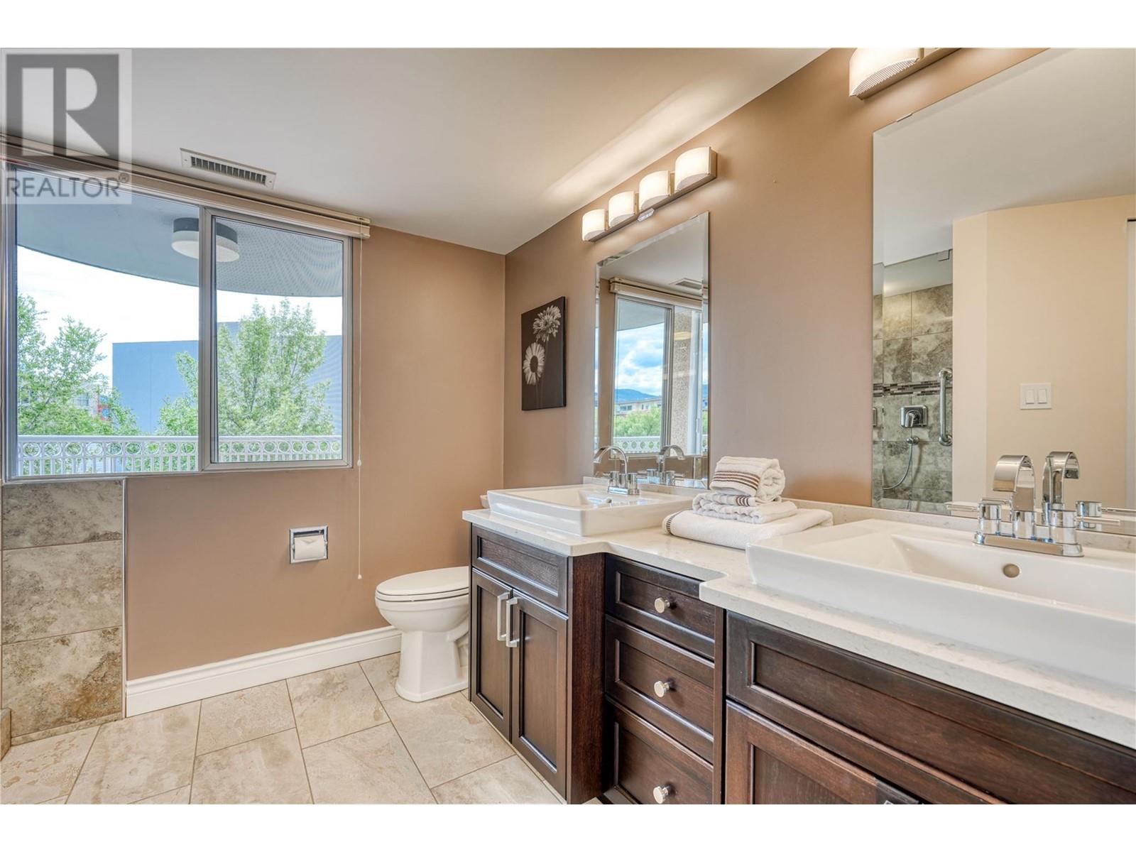 86 Lakeshore Drive Unit# 304, Penticton, British Columbia  V2A 1B5 - Photo 10 - 10337670