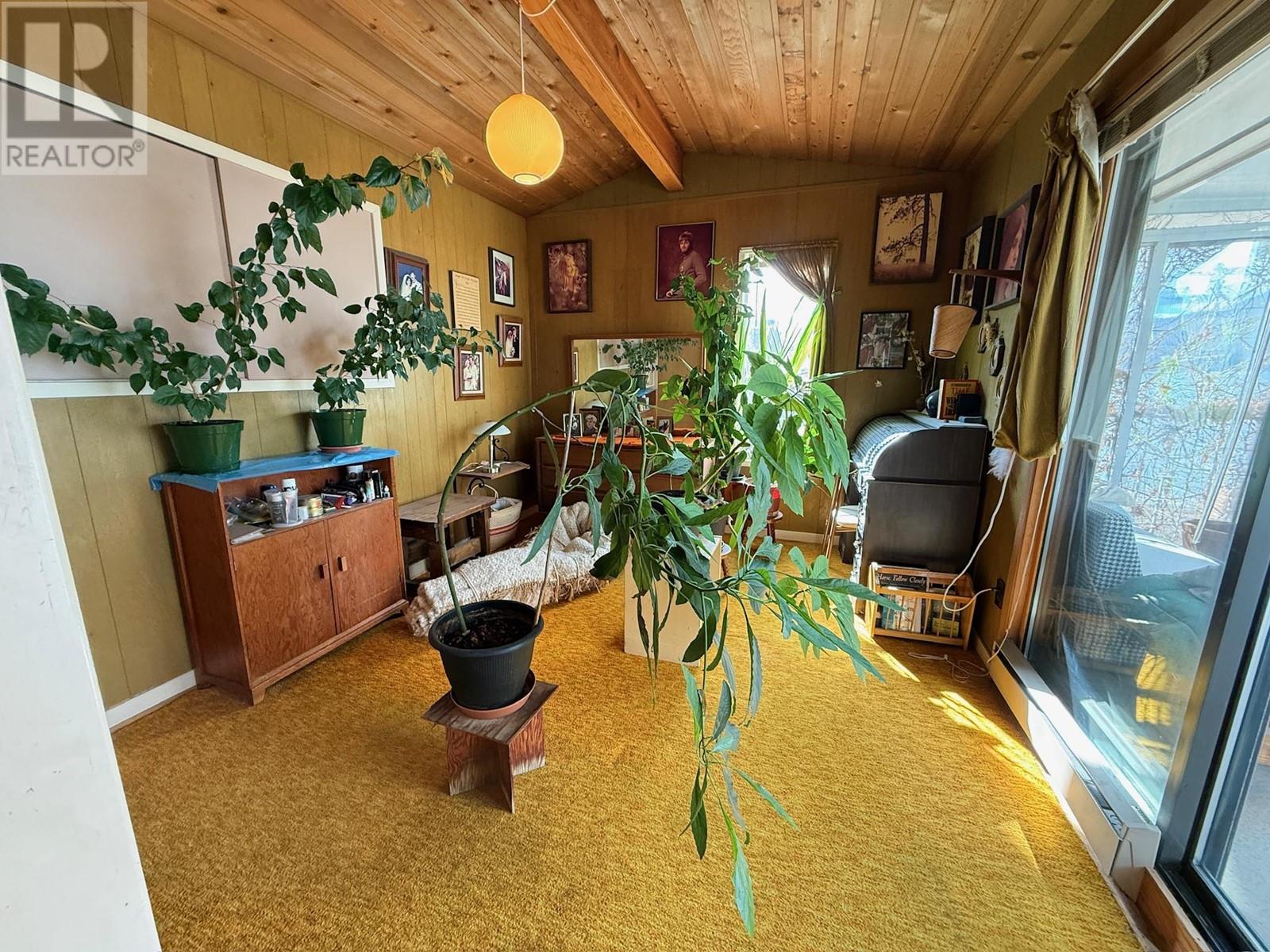 4529 Lakeside Road, Penticton, British Columbia  V2A 8W4 - Photo 13 - 10337820