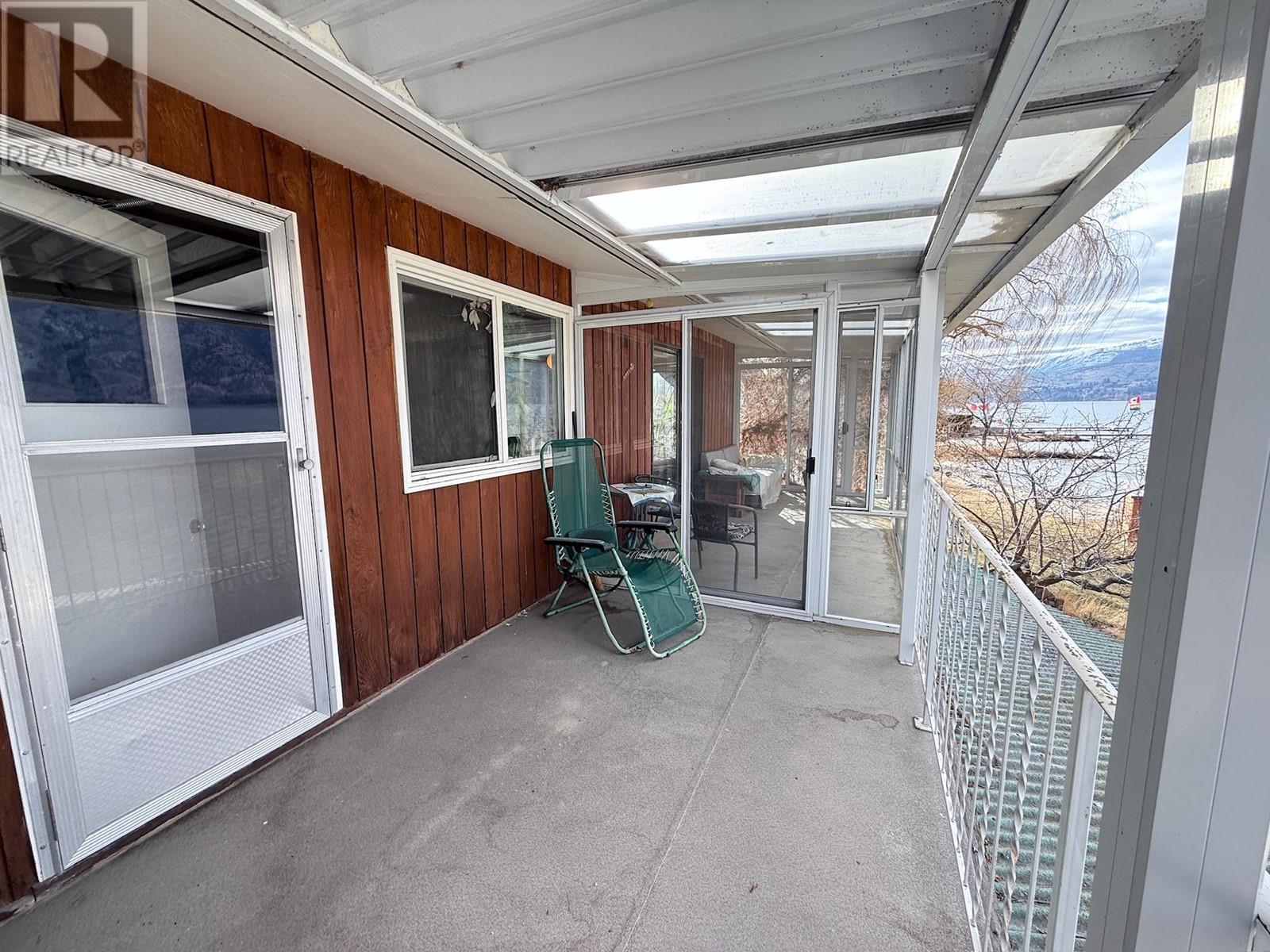 4529 Lakeside Road, Penticton, British Columbia  V2A 8W4 - Photo 19 - 10337820