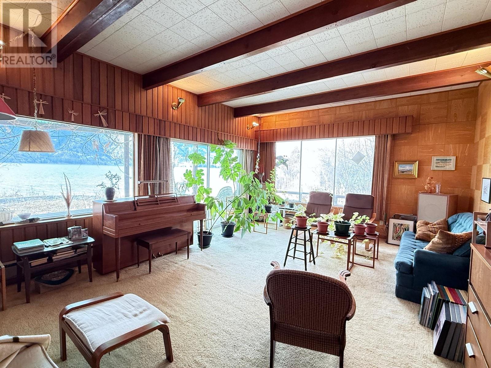 4529 Lakeside Road, Penticton, British Columbia  V2A 8W4 - Photo 32 - 10337820