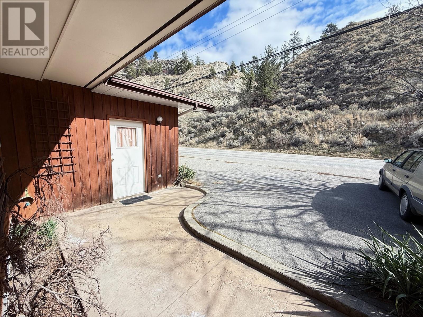 4529 Lakeside Road, Penticton, British Columbia  V2A 8W4 - Photo 61 - 10337820
