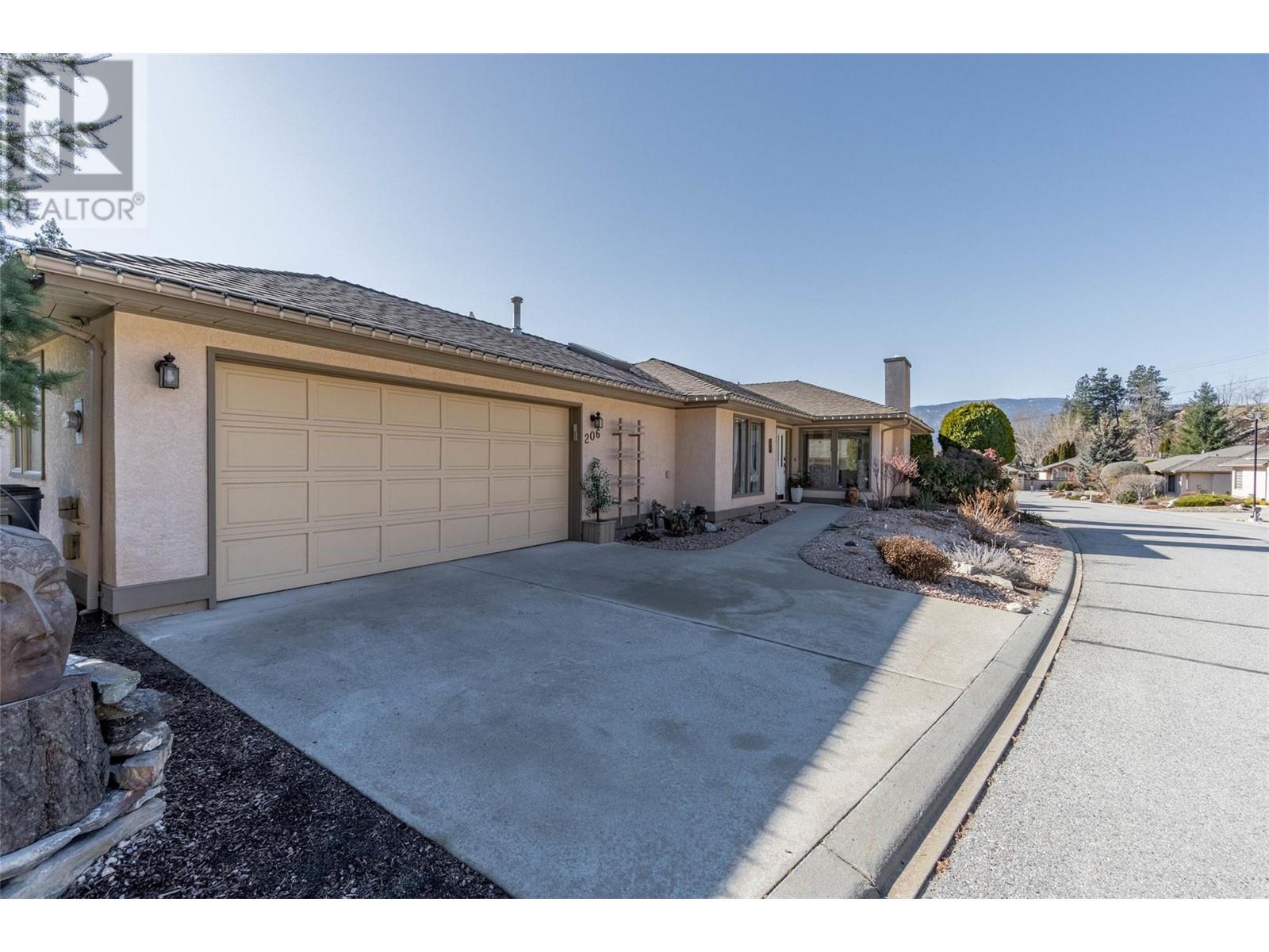 102 Forestbrook Place Unit# 206, Penticton, British Columbia  V2A 7N4 - Photo 3 - 10338004