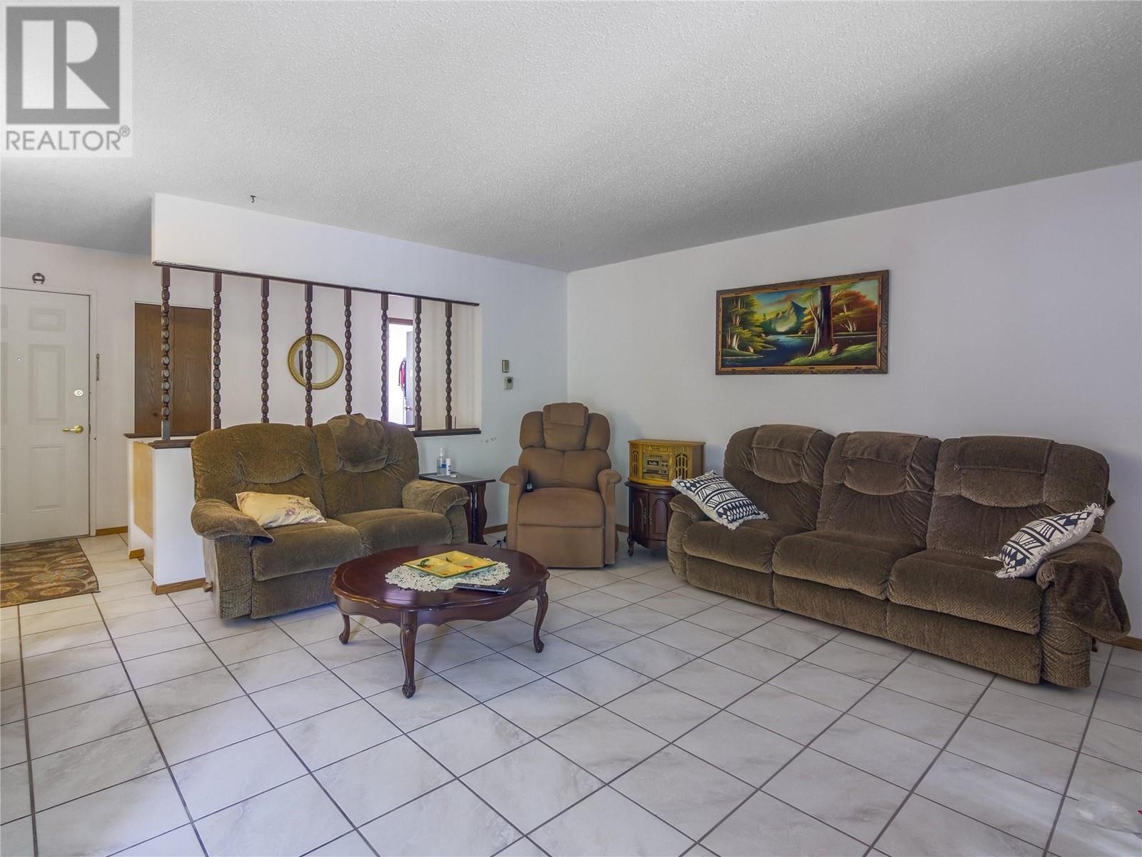 168 Braelyn Crescent, Penticton, British Columbia  V2A 6V3 - Photo 3 - 10337994