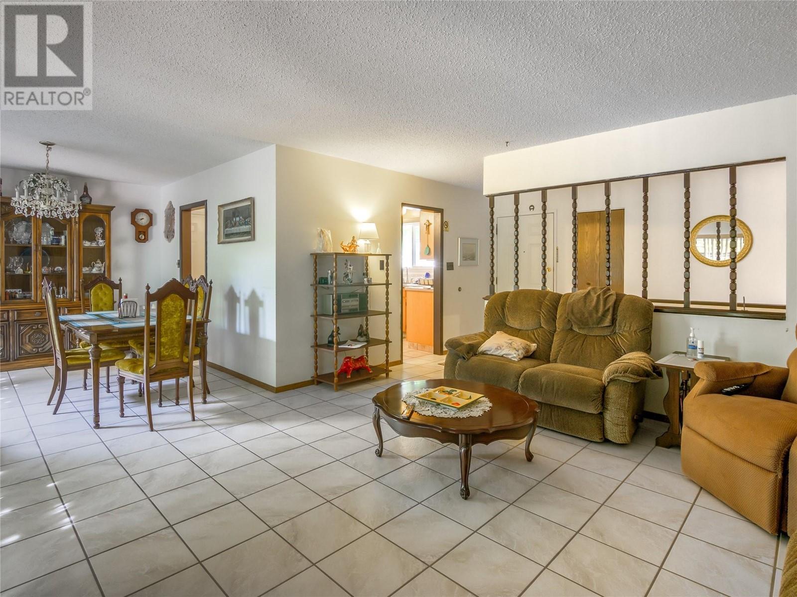 168 Braelyn Crescent, Penticton, British Columbia  V2A 6V3 - Photo 4 - 10337994