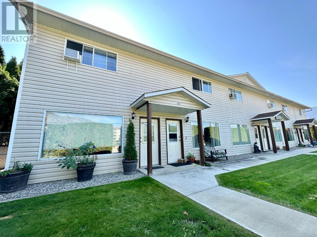 6015 Maple Drive Unit# 2, Osoyoos, British Columbia  V0H 1V3 - Photo 1 - 10337538