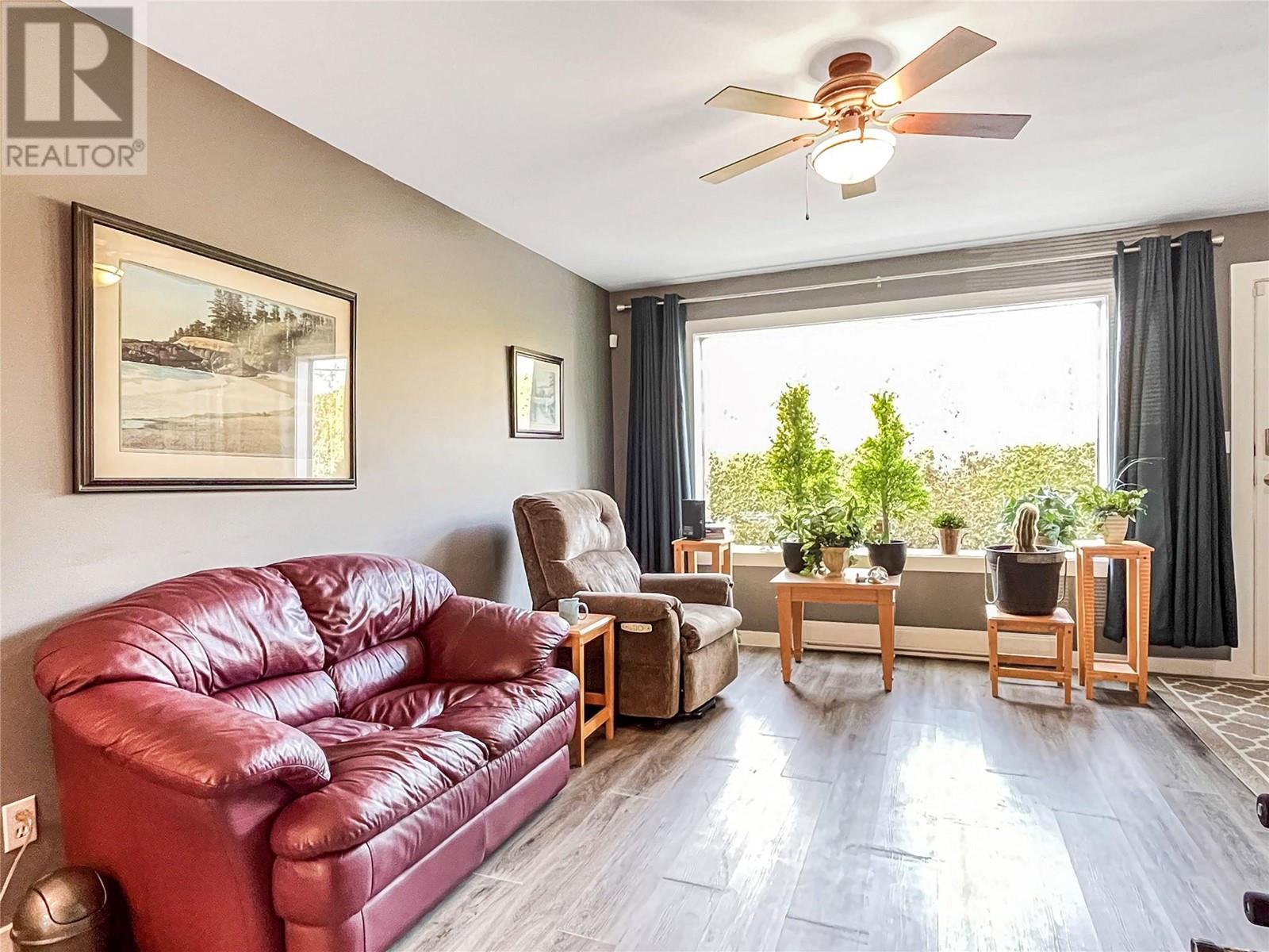 6015 Maple Drive Unit# 2, Osoyoos, British Columbia  V0H 1V3 - Photo 12 - 10337538