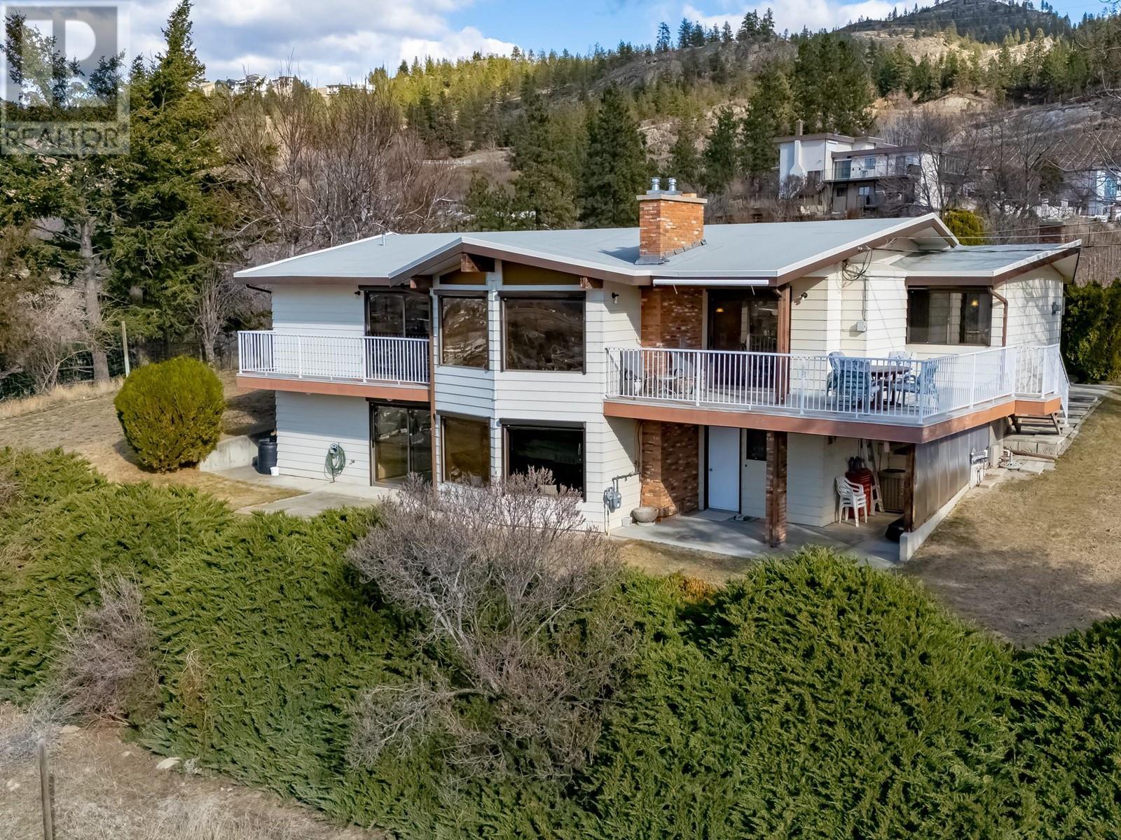 105 Spruce Road, Penticton, British Columbia  V2A 8V9 - Photo 4 - 10338049