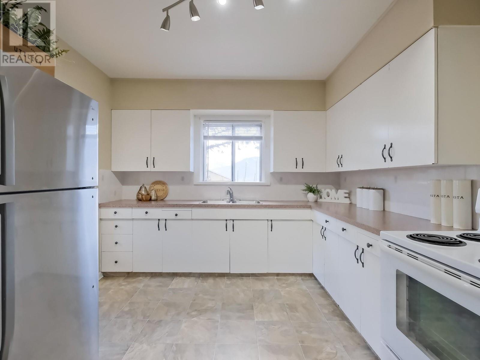 105 Spruce Road, Penticton, British Columbia  V2A 8V9 - Photo 52 - 10338049