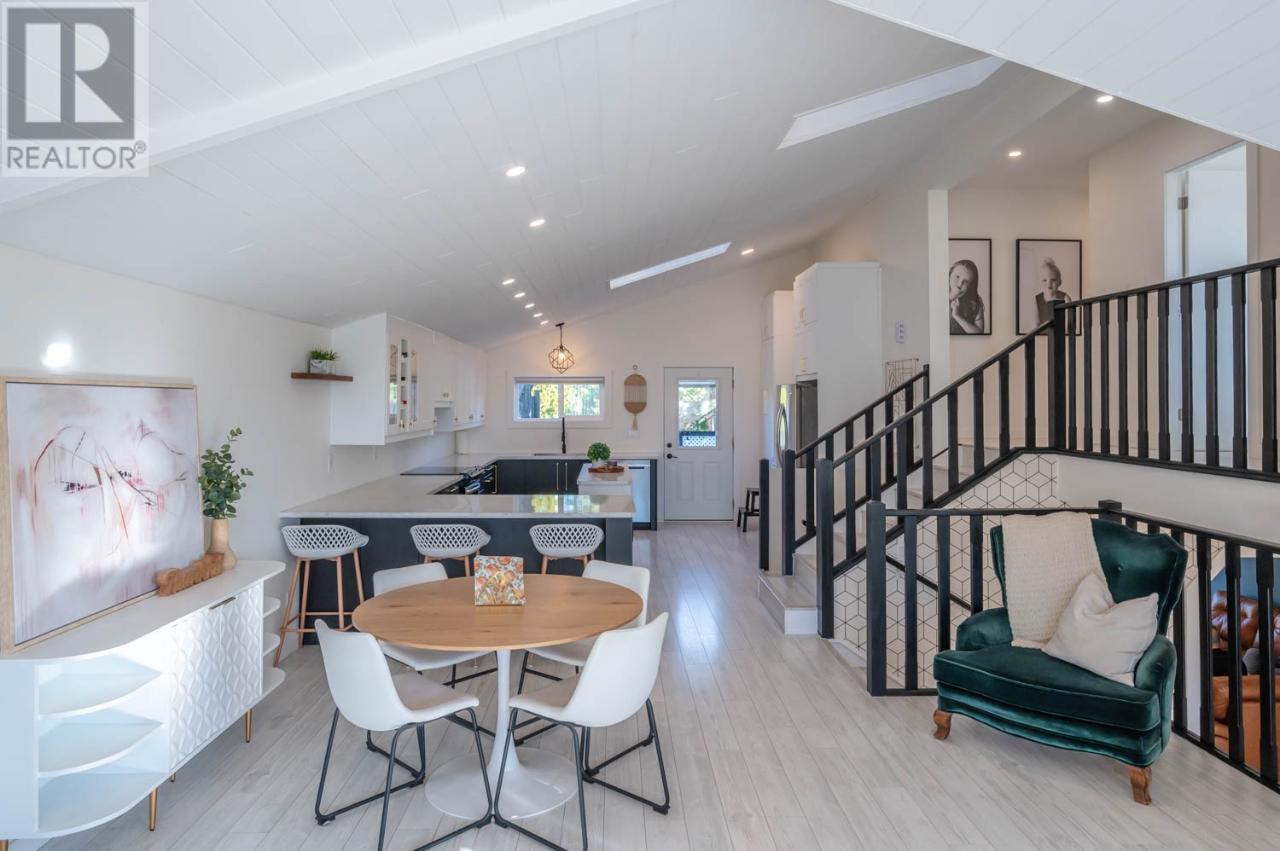 9504 Hummingbird Lane, Osoyoos, British Columbia  V0H 1V5 - Photo 11 - 10338057