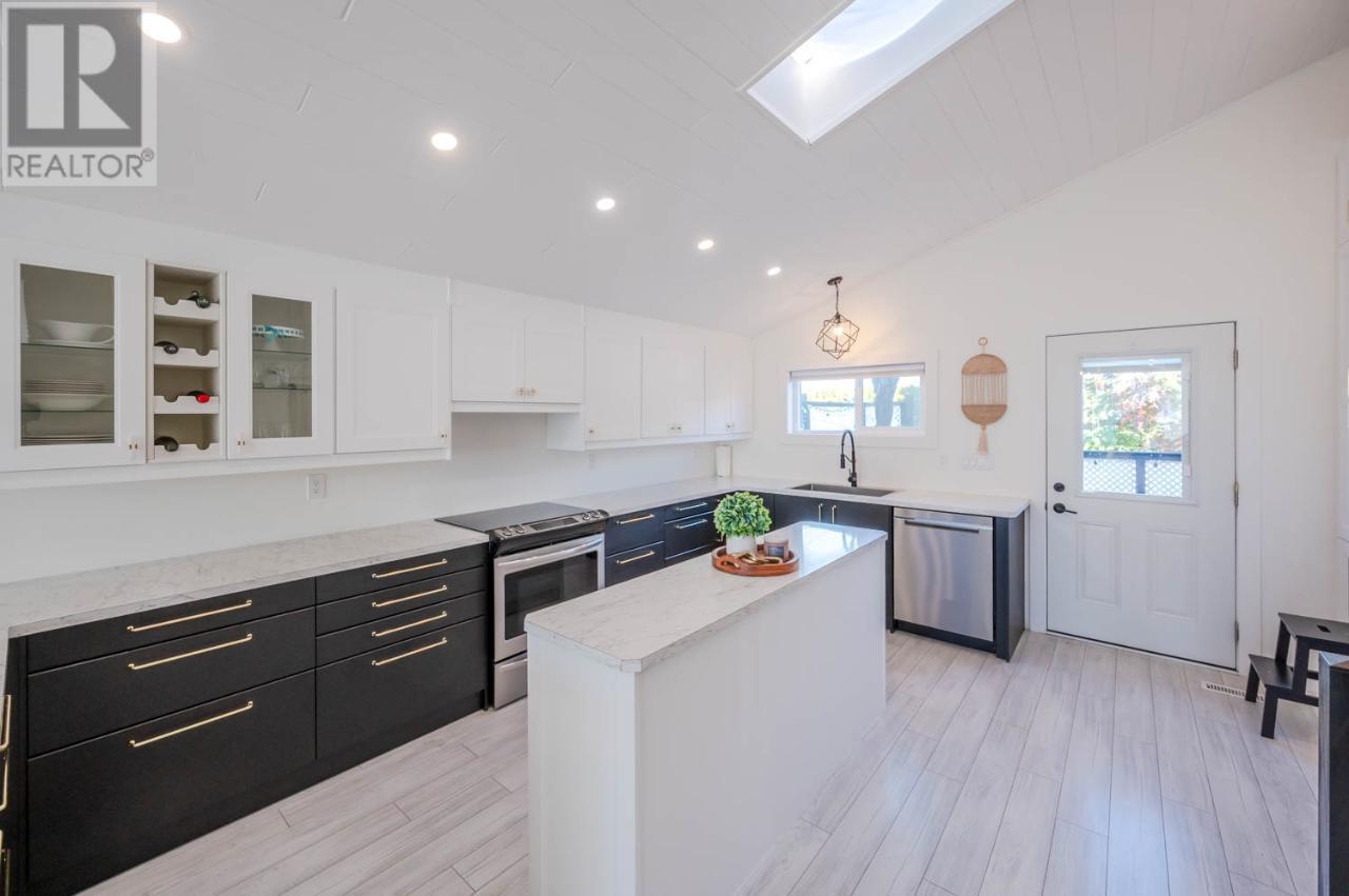 9504 Hummingbird Lane, Osoyoos, British Columbia  V0H 1V5 - Photo 19 - 10338057