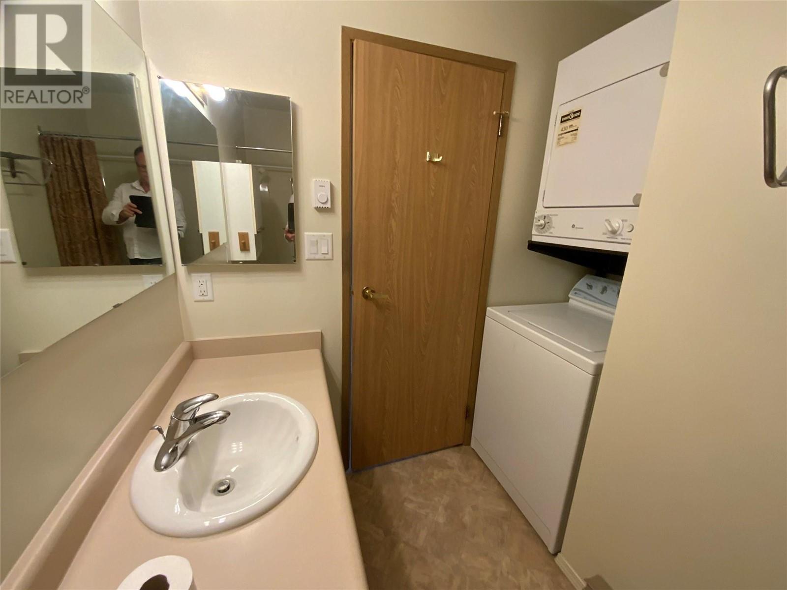 337 Mckinney Road Unit# 212, Oliver, British Columbia  V0H 1T3 - Photo 13 - 10338090