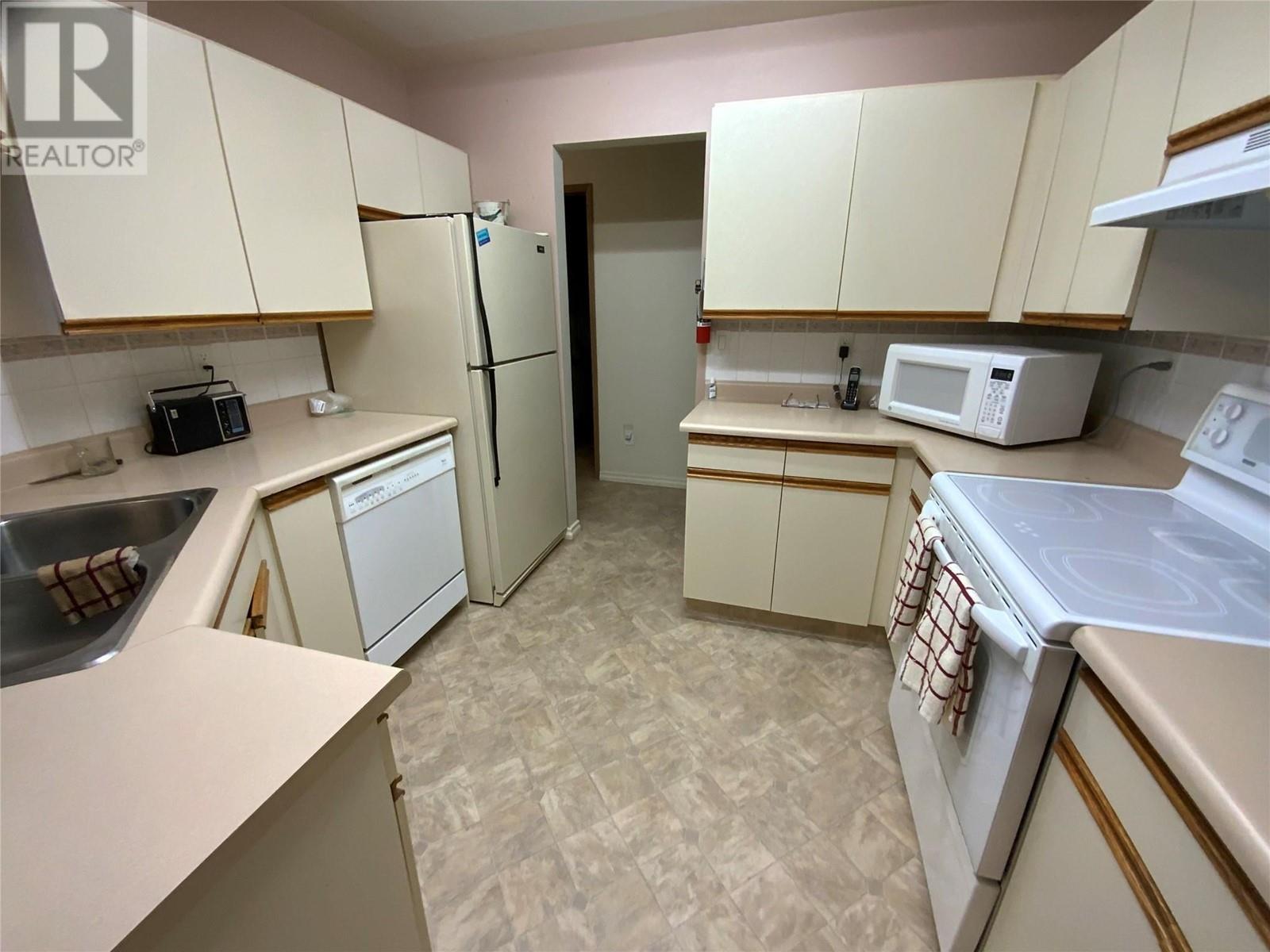 337 Mckinney Road Unit# 212, Oliver, British Columbia  V0H 1T3 - Photo 4 - 10338090