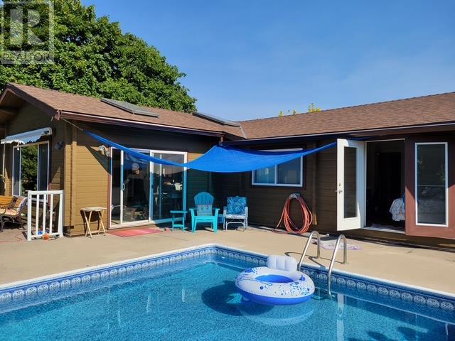 902 Barrington Avenue, Penticton, British Columbia  V2A 1S3 - Photo 6 - 10338089