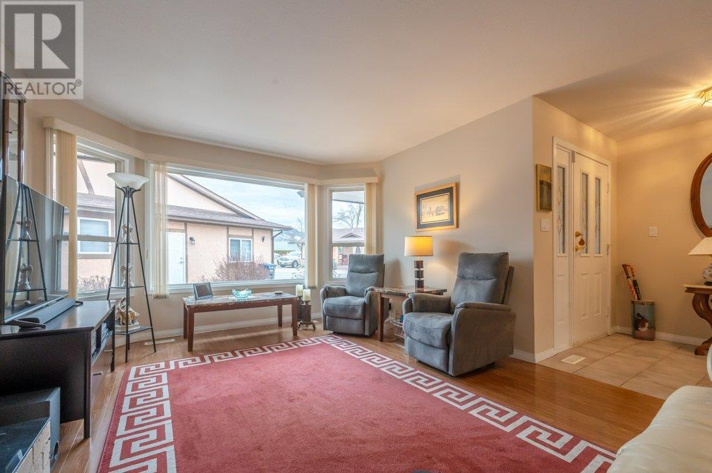 6437 Meadows Drive Unit# 3, Oliver, British Columbia  V0H 1T3 - Photo 5 - 10337189