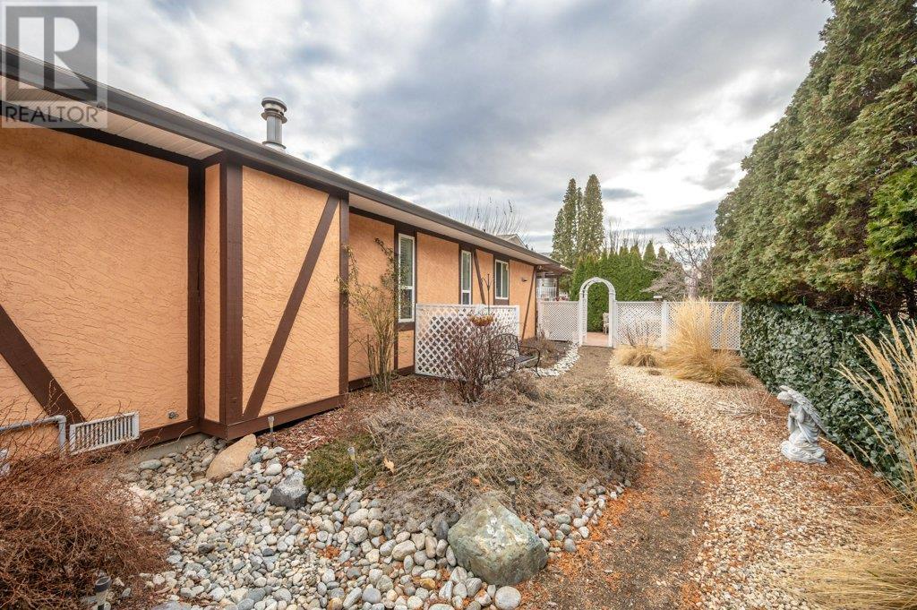 6437 Meadows Drive Unit# 3, Oliver, British Columbia  V0H 1T3 - Photo 52 - 10337189