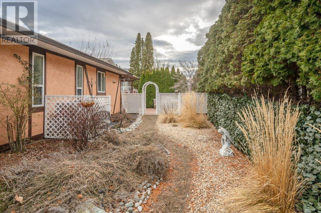 6437 Meadows Drive Unit# 3, Oliver, British Columbia  V0H 1T3 - Photo 57 - 10337189