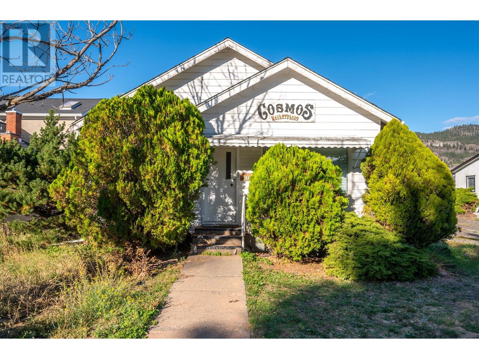 13218 Kelly Avenue, Summerland, British Columbia  V0H 1Z0 - Photo 1 - 10338086