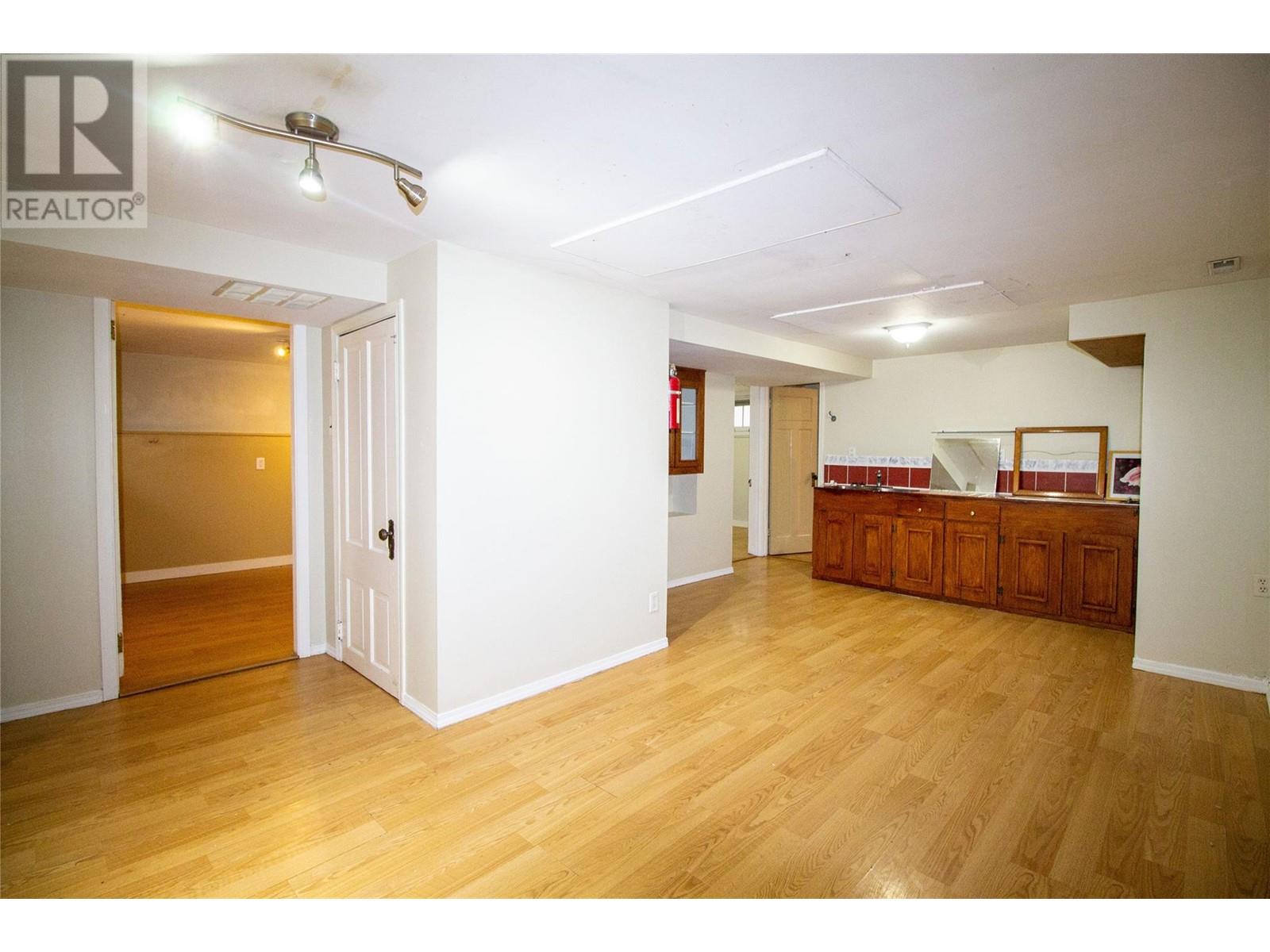 13218 Kelly Avenue, Summerland, British Columbia  V0H 1Z0 - Photo 14 - 10338086