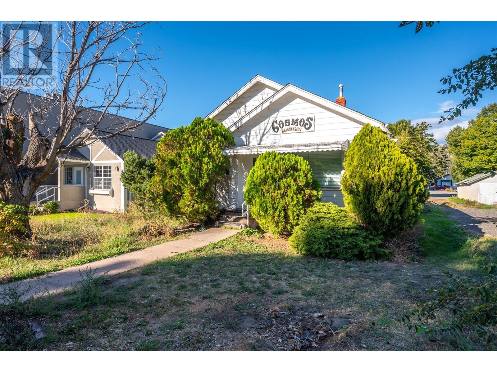 13218 Kelly Avenue, Summerland, British Columbia  V0H 1Z0 - Photo 3 - 10338086
