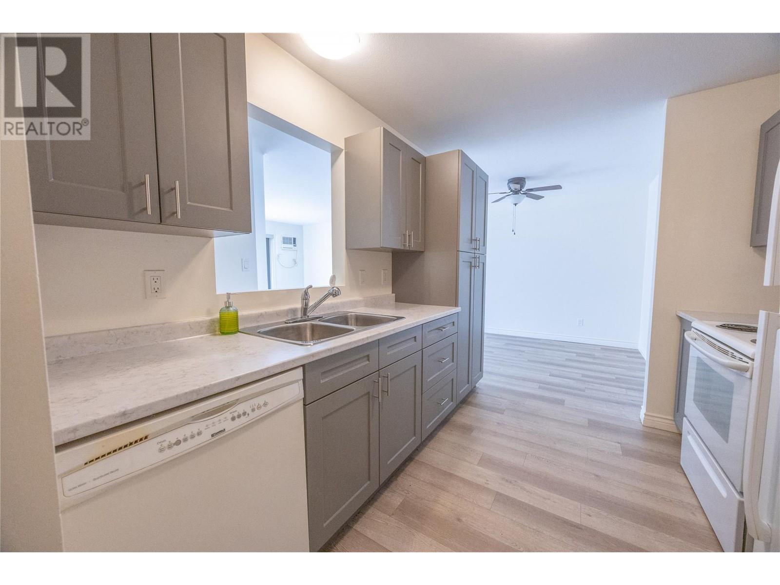 8700 Jubilee Road E Unit# 205, Summerland, British Columbia  V0H 1Z5 - Photo 4 - 10337836