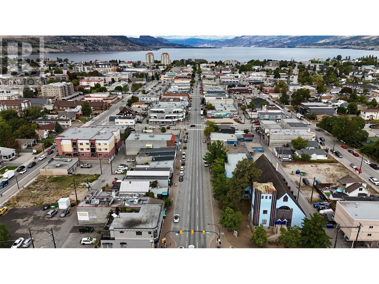 681 Main Street, Penticton, British Columbia  V2A 5C9 - Photo 2 - 10338091