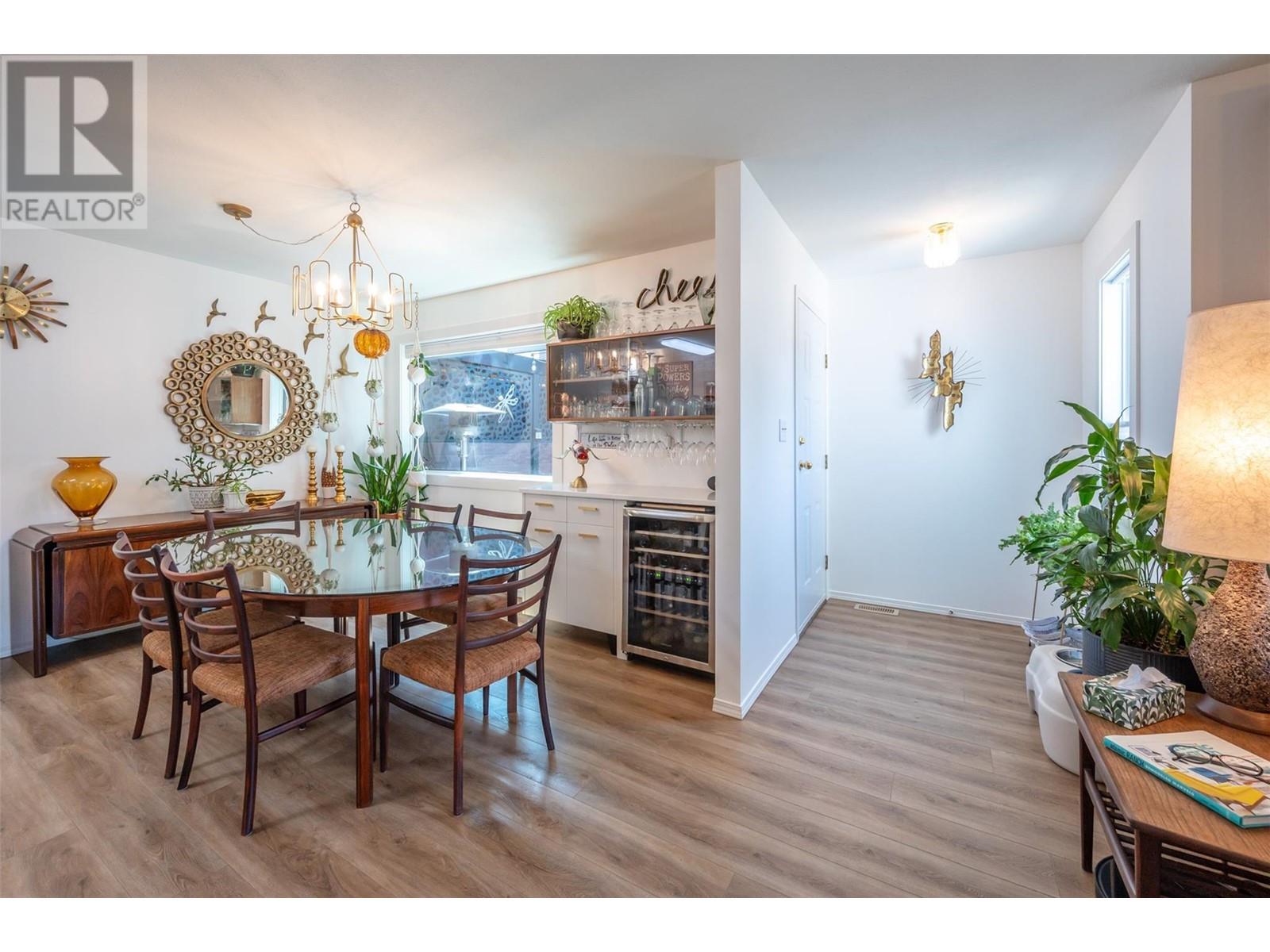 183 Maple Street Unit# 104, Penticton, British Columbia  V2A 5V4 - Photo 2 - 10338115