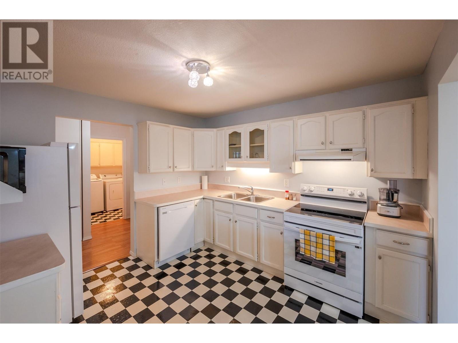 374 Winnipeg Street Unit# 302, Penticton, British Columbia  V2A 5M5 - Photo 12 - 10337826