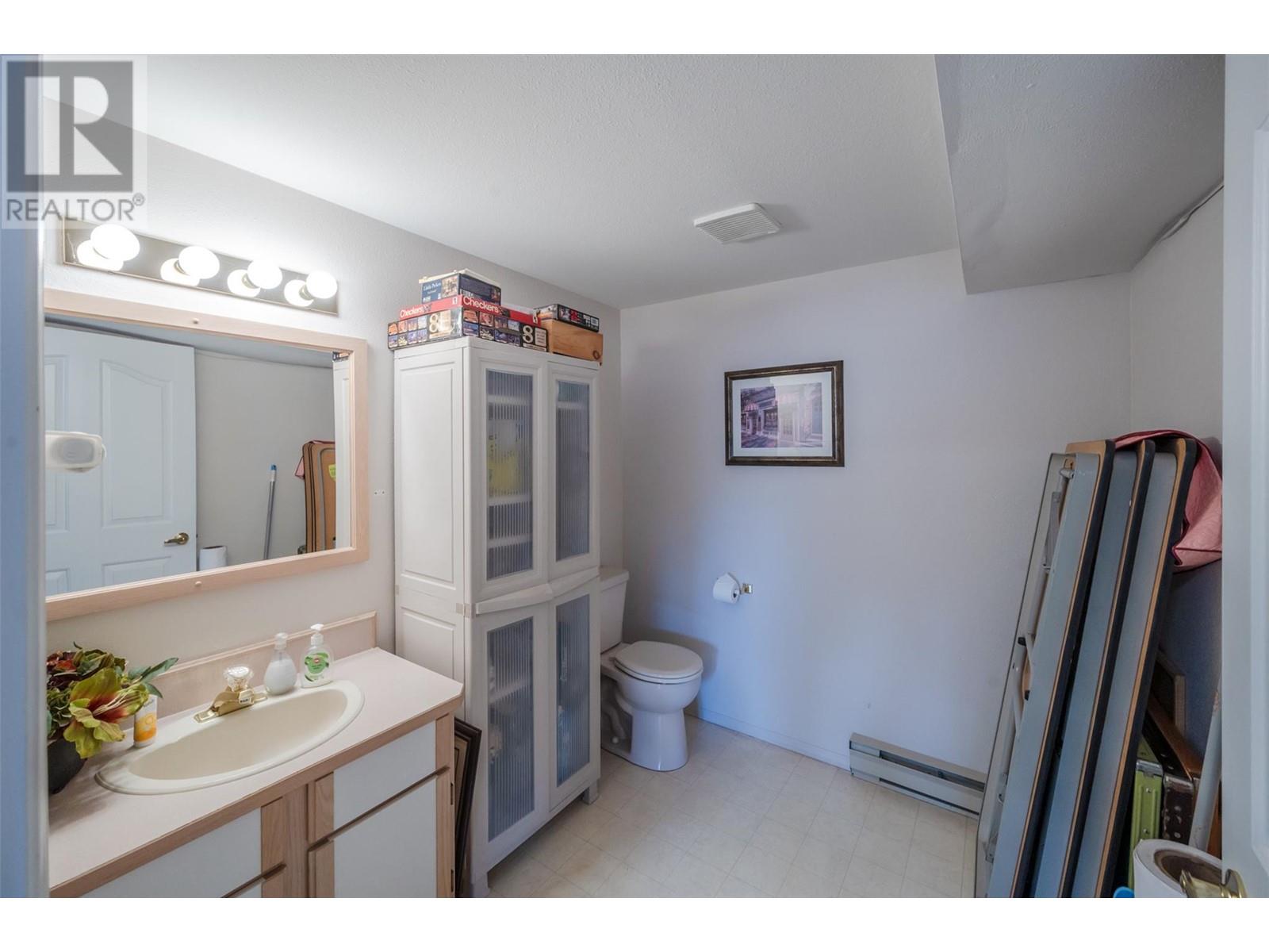 374 Winnipeg Street Unit# 302, Penticton, British Columbia  V2A 5M5 - Photo 41 - 10337826