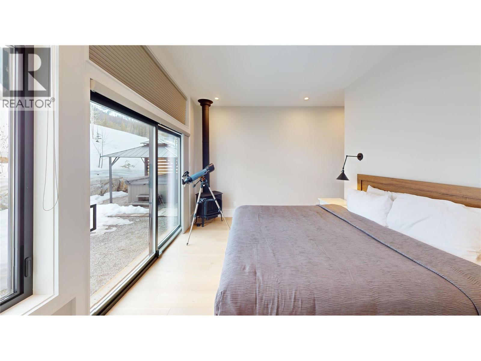 5418 Resort Drive, Fernie, British Columbia  V0B 1M6 - Photo 24 - 10337704