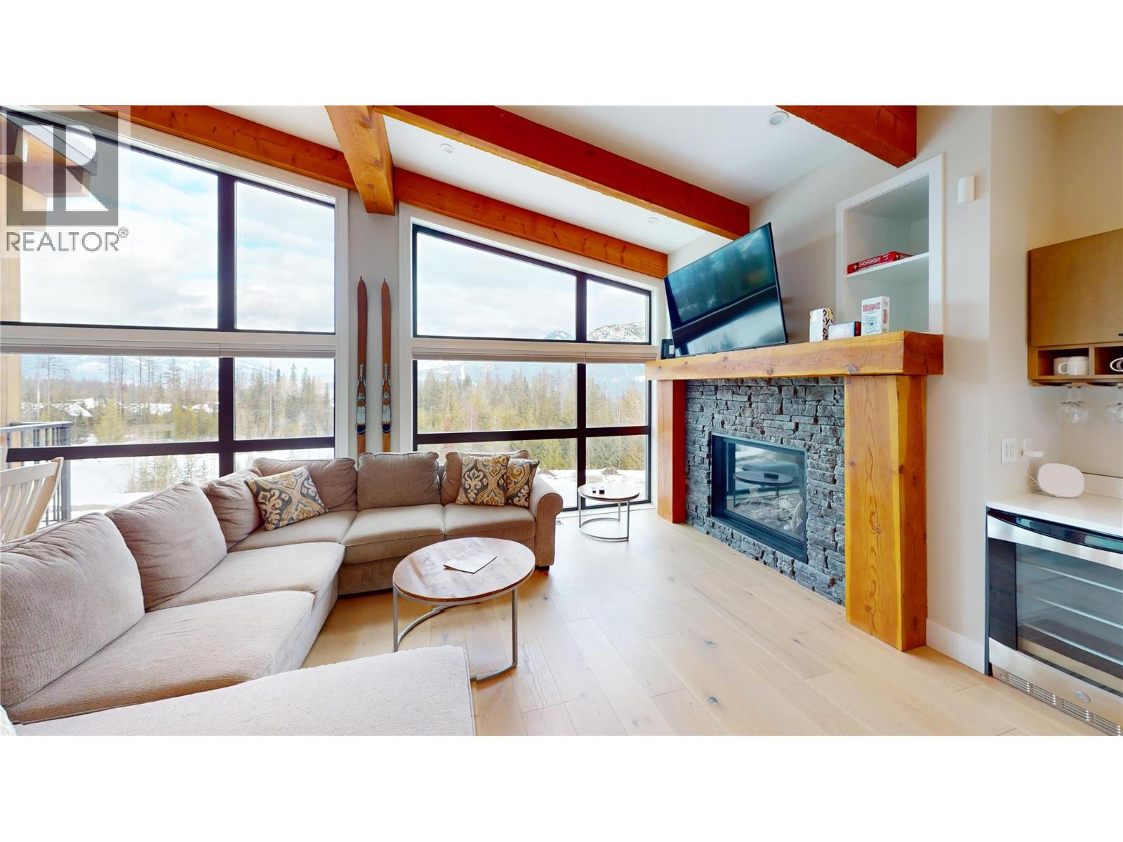 5418 Resort Drive, Fernie, British Columbia  V0B 1M6 - Photo 5 - 10337704