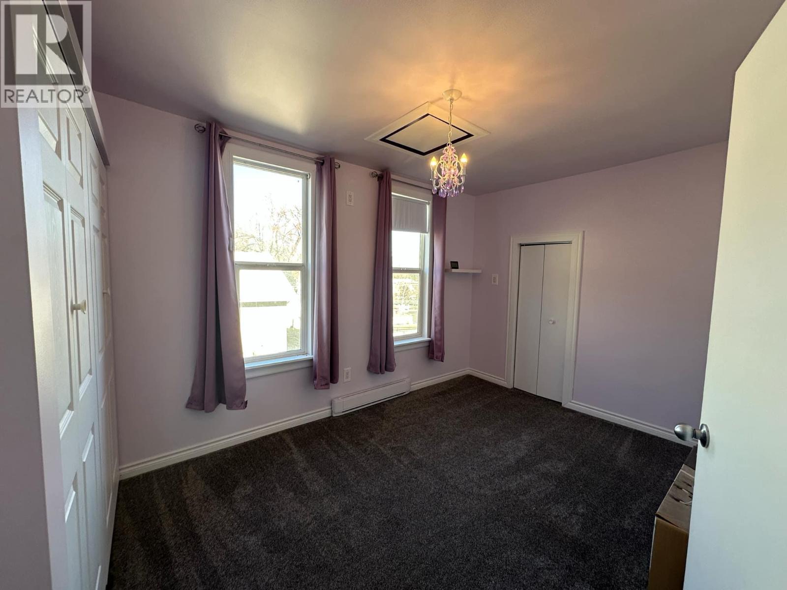 1860 Oak Street, Trail, British Columbia  V1R 3Z6 - Photo 17 - 10338000