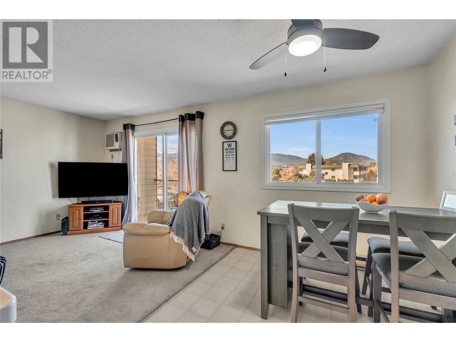 110 Skaha Place Unit# 406, Penticton, British Columbia  V2A 7L1 - Photo 4 - 10338154