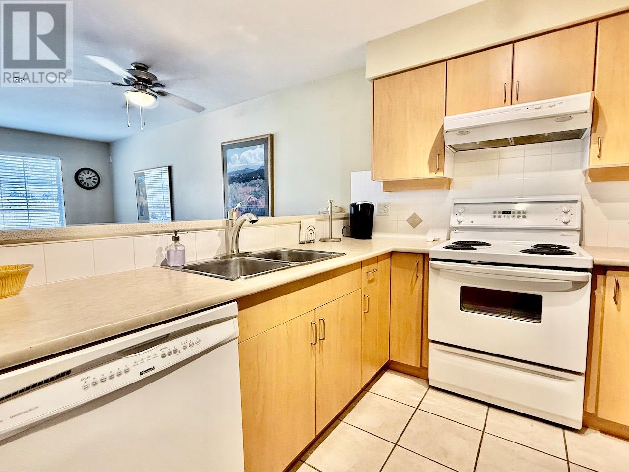 7600 Cottonwood Drive Unit# 406, Osoyoos, British Columbia  V0H 1V3 - Photo 5 - 10338249