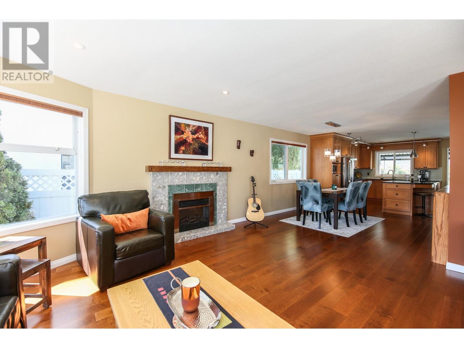 32 Bayview Crescent, Osoyoos, British Columbia  V0H 1V6 - Photo 7 - 10336766