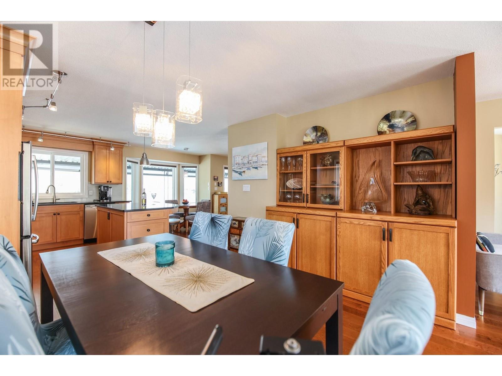 32 Bayview Crescent, Osoyoos, British Columbia  V0H 1V6 - Photo 9 - 10336766