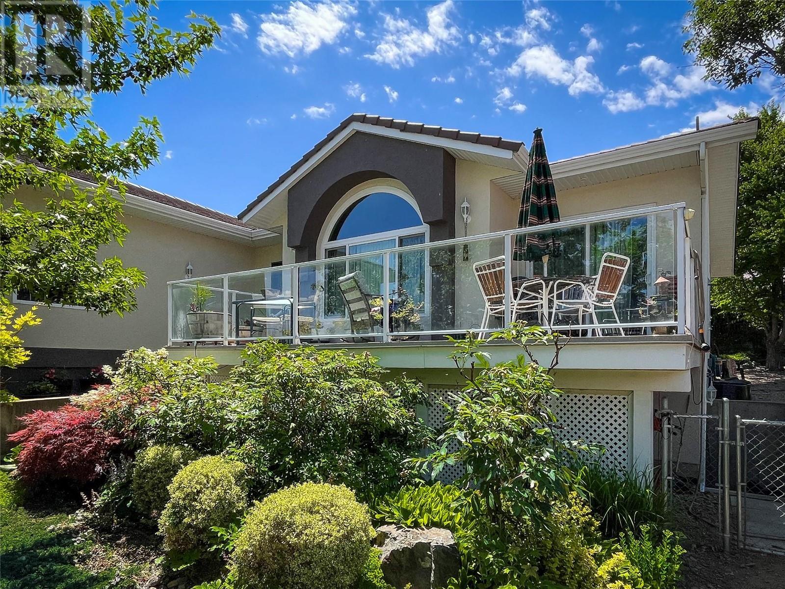 3808 Cypress Hills Drive, Osoyoos, British Columbia  V0H 1V4 - Photo 2 - 10337975