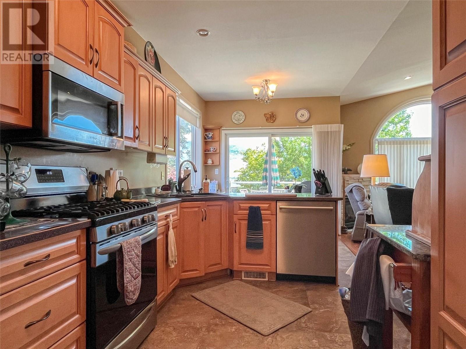 3808 Cypress Hills Drive, Osoyoos, British Columbia  V0H 1V4 - Photo 40 - 10337975