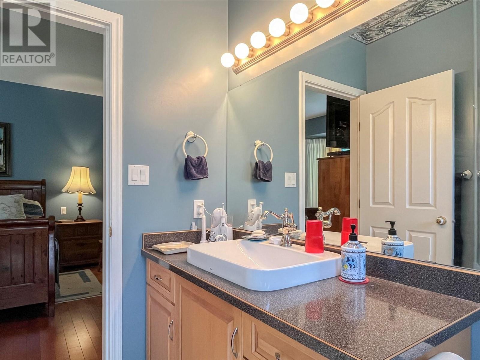 3808 Cypress Hills Drive, Osoyoos, British Columbia  V0H 1V4 - Photo 51 - 10337975