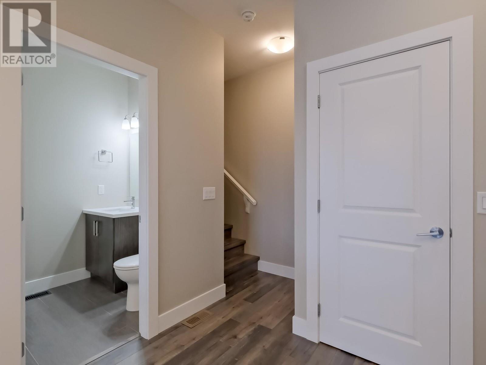 704 Revelstoke Avenue Unit# 102, Penticton, British Columbia  V2A 2J2 - Photo 11 - 10338295
