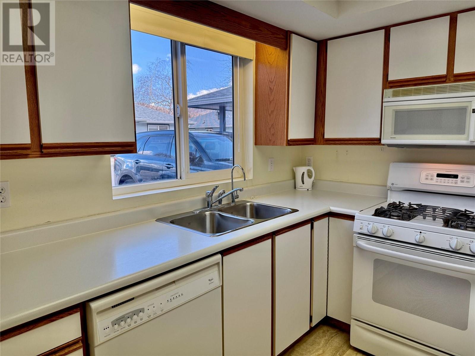 6446 Meadows Drive Unit# 47, Oliver, British Columbia  V0H 1T3 - Photo 5 - 10338177