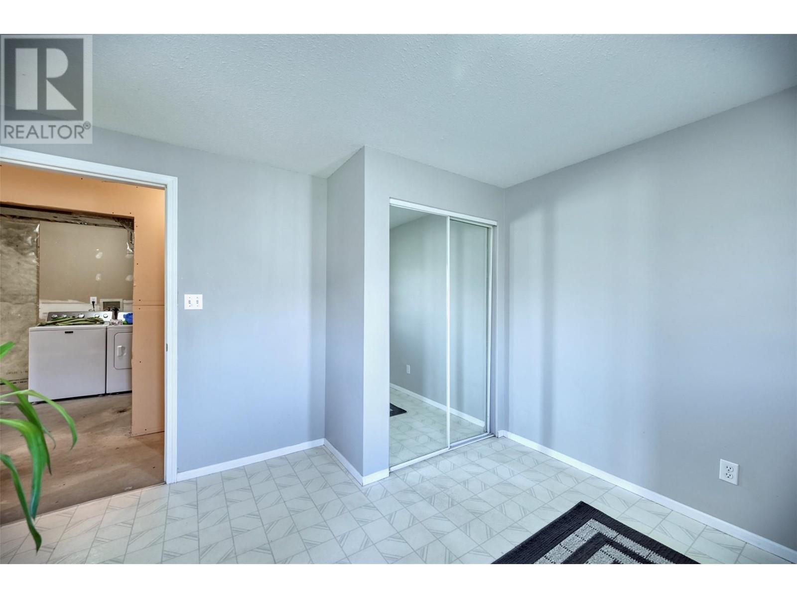 10408 87th Street, Osoyoos, British Columbia  V0H 1V0 - Photo 15 - 10338357