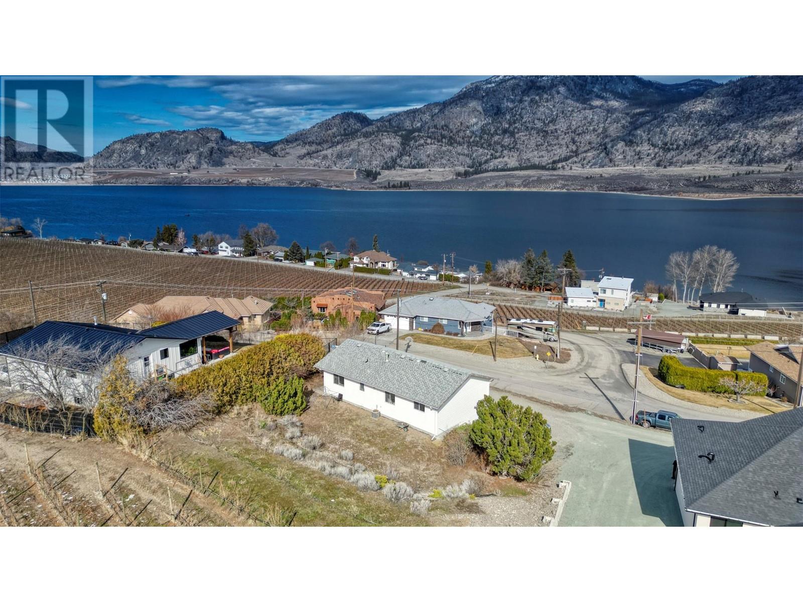 10408 87th Street, Osoyoos, British Columbia  V0H 1V0 - Photo 3 - 10338357
