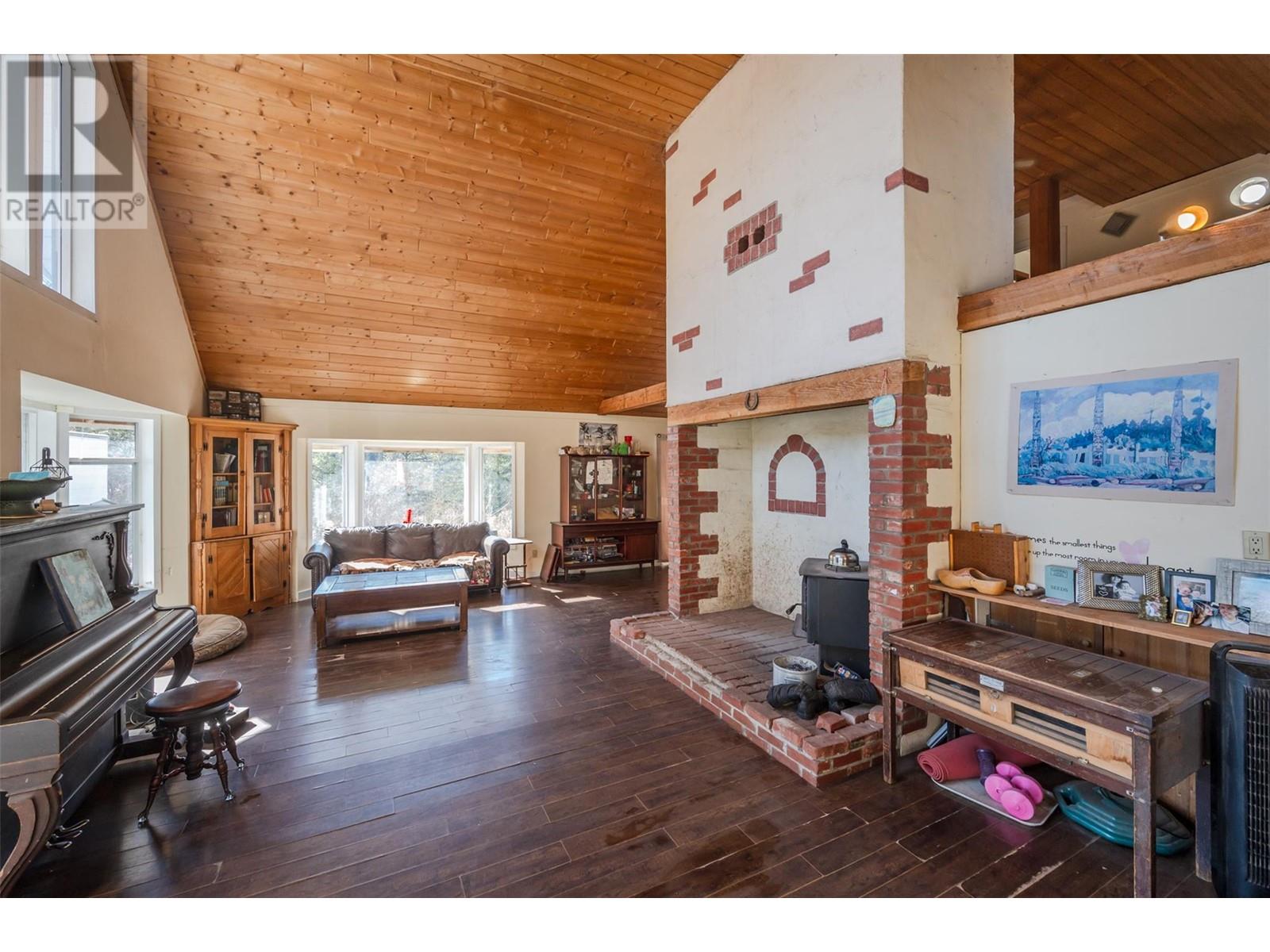 22797 Garnet Valley Road, Summerland, British Columbia  V0H 1Z3 - Photo 16 - 10338382